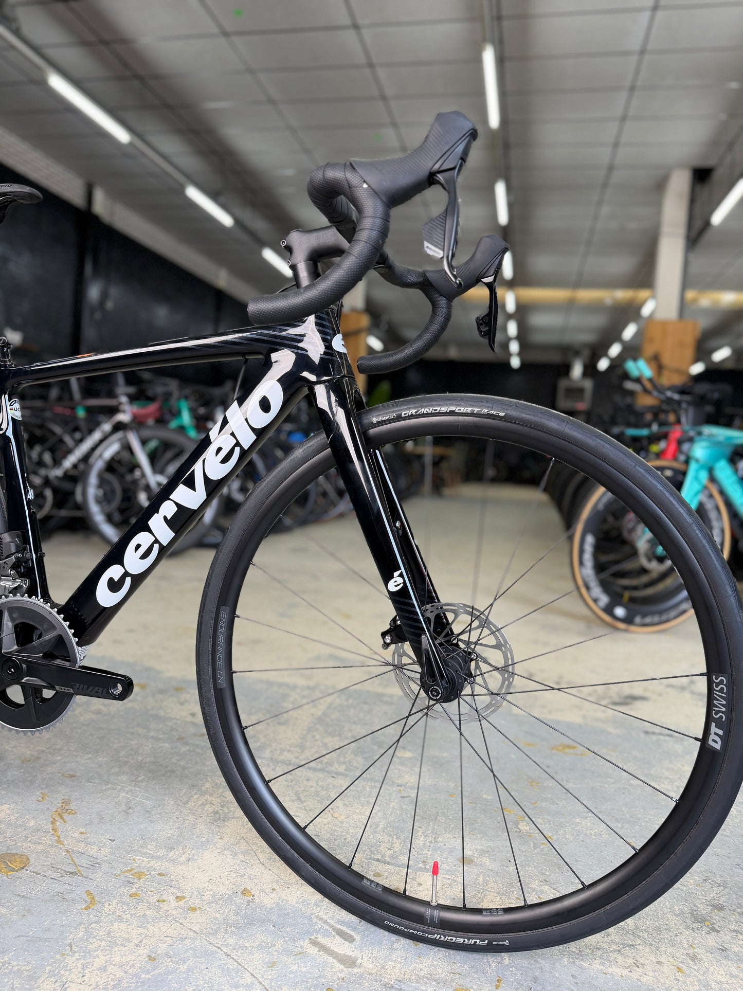 NIEUW Cervelo Caledonia AXS Carbon Racefiets