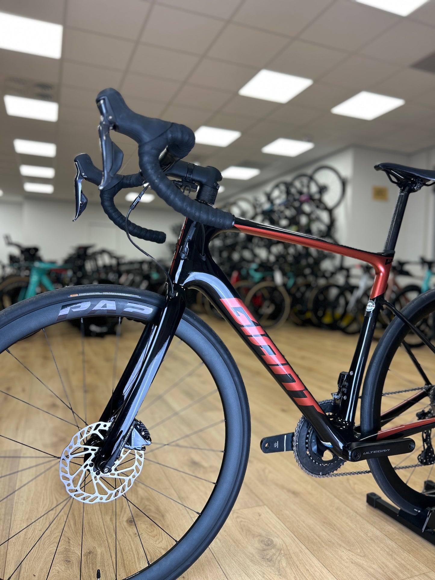 Giant Defy Advanced 1 Di2 Carbon Racefiets