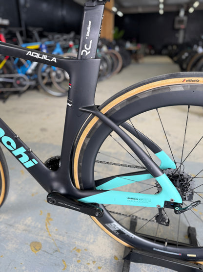 Bianchi Aquila CV Dura Ace Di2 Carbon Racefiets
