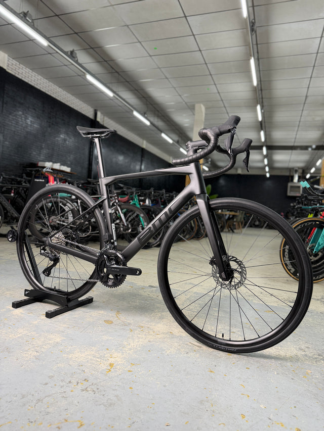 NIEUW BMC Roadmachine Carbon Racefiets