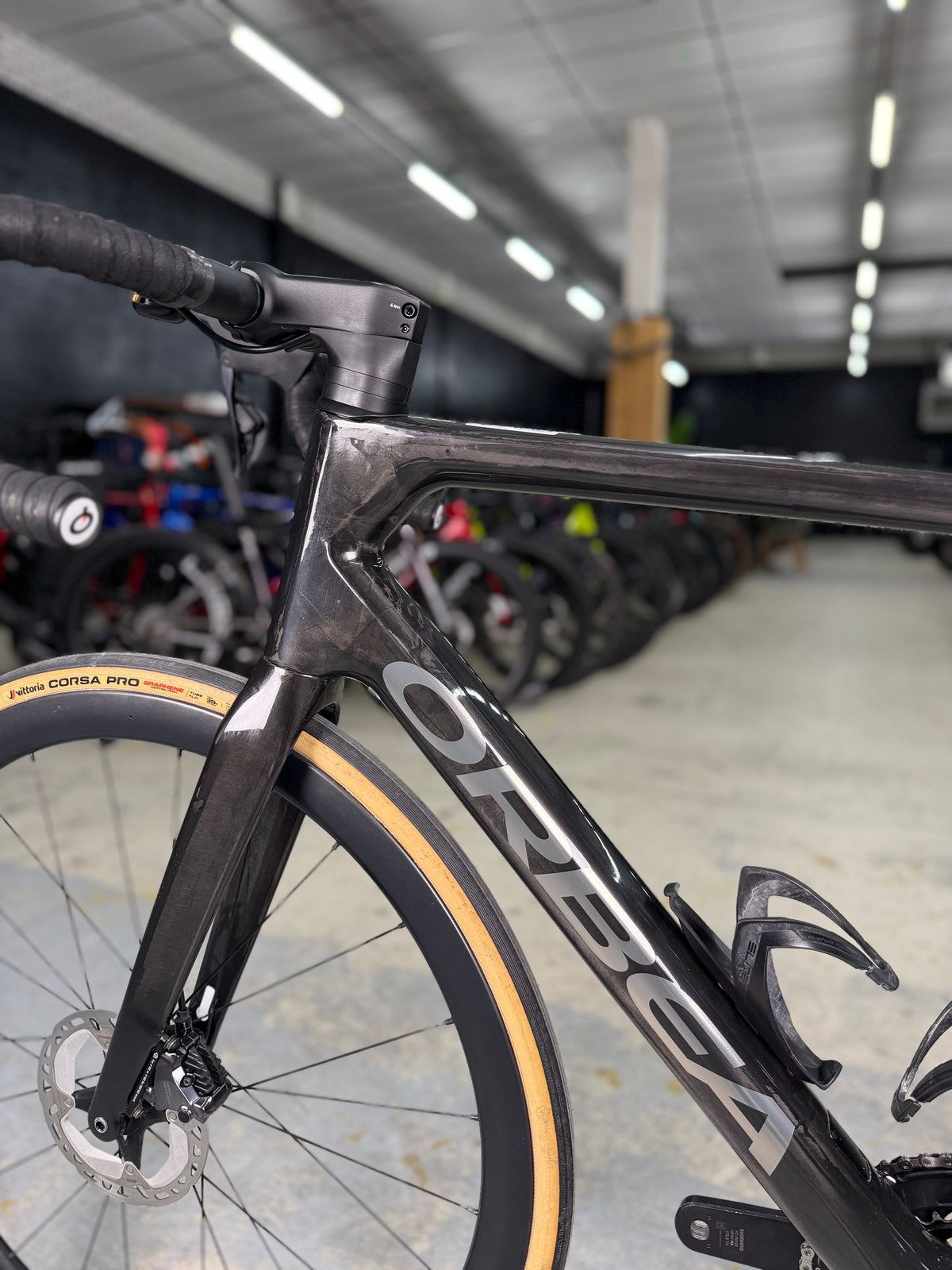 Orbea Orca M20iTEAM Di2 Carbon Racefiets