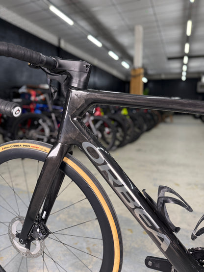 Orbea Orca M20iTEAM Di2 Carbon Racefiets