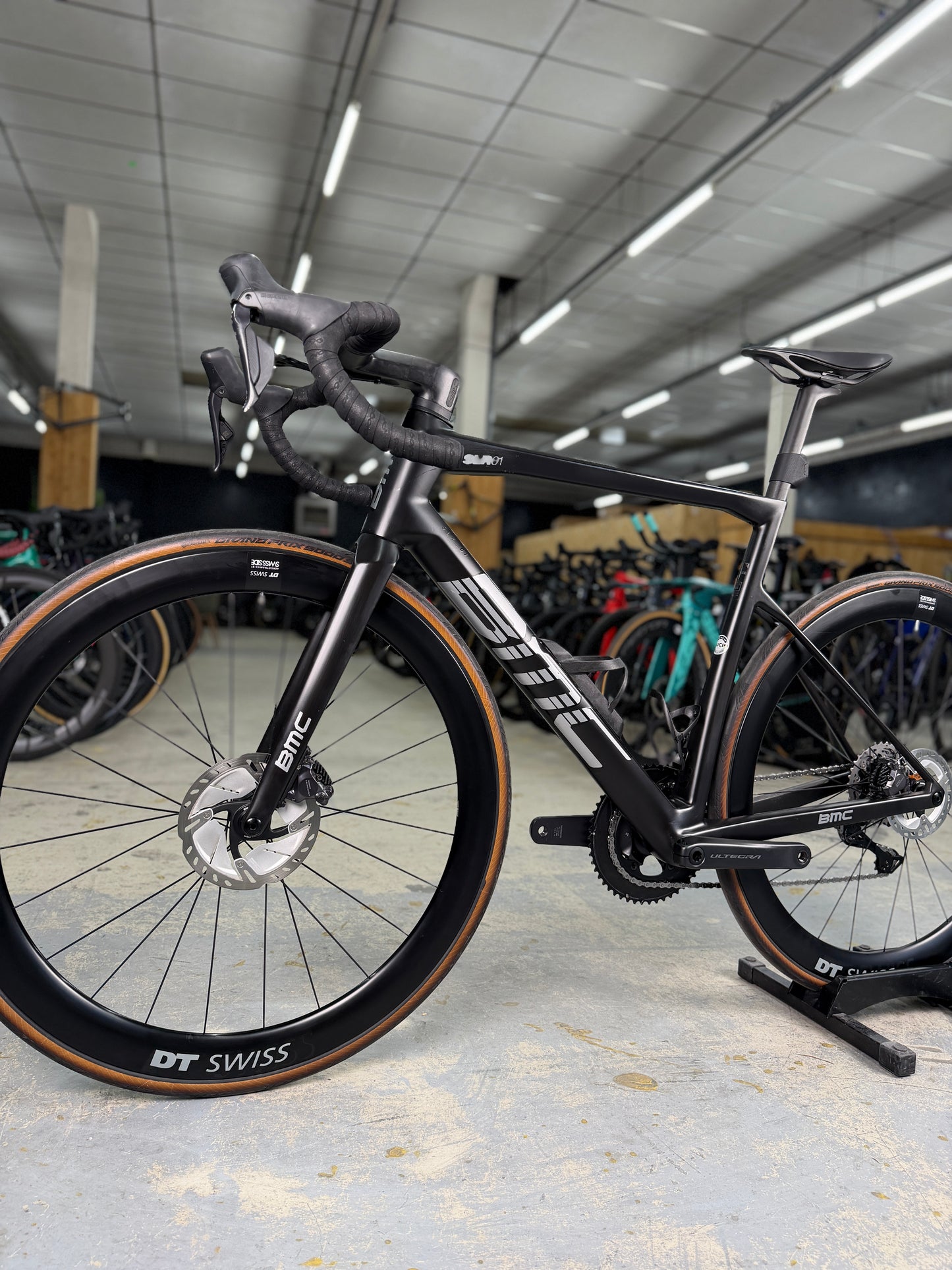 BMC Teammachine SLR 01 Di2 Carbon Road Bike