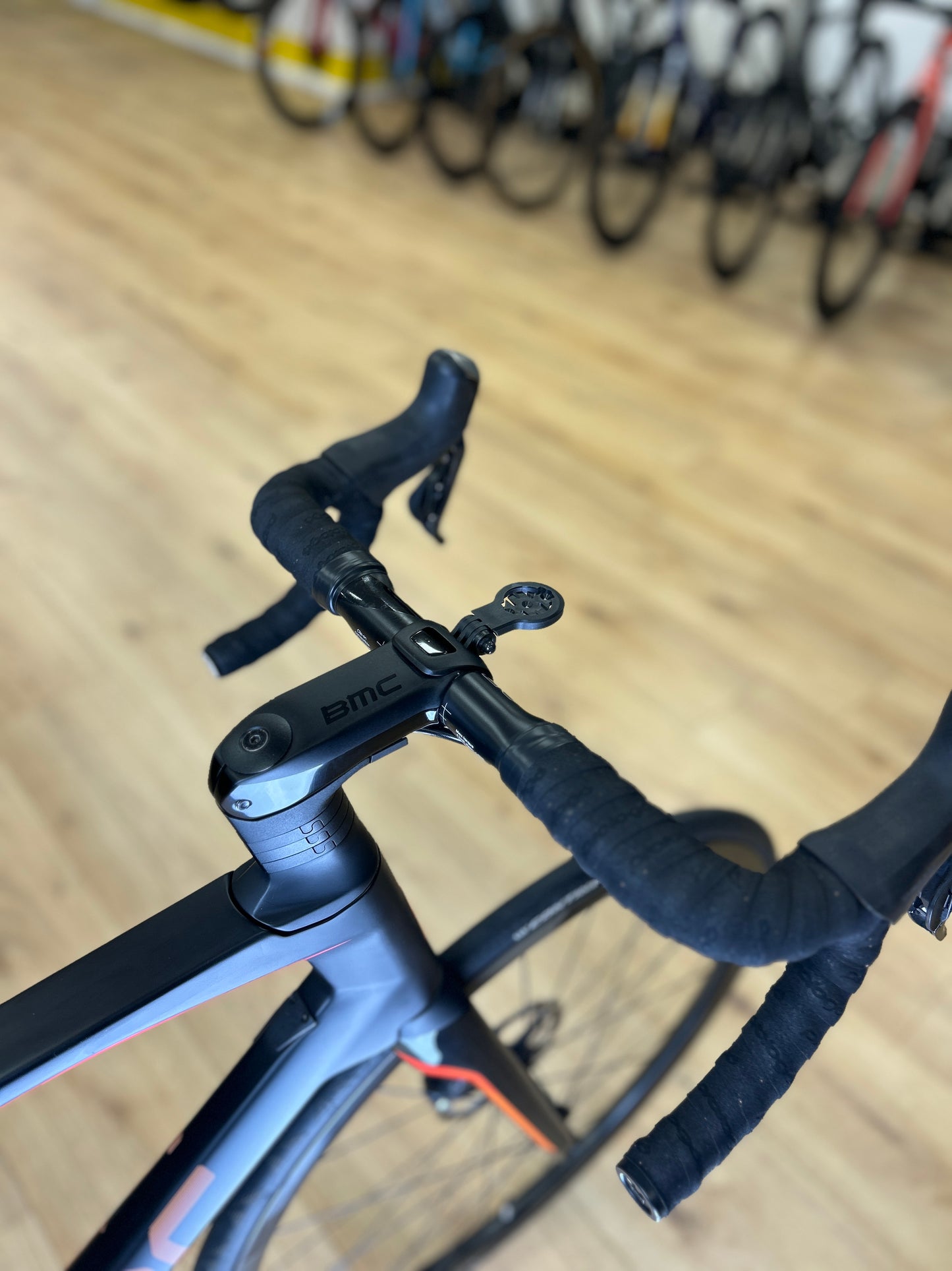 1000 km BMC Roadmachine 01 Di2 Carbon Racefiets