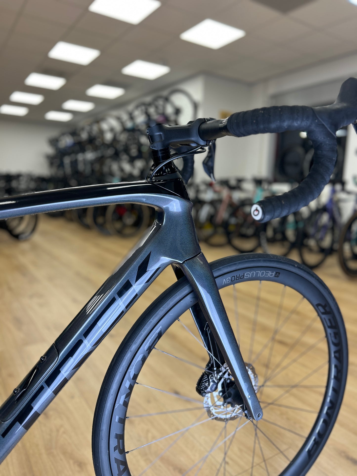 Trek Domane SL7 Di2 Carbon Racefiets