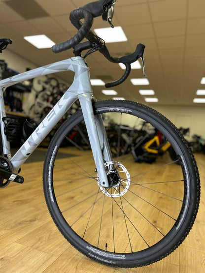 100km Trek Boone 5 Carbon Road Bike