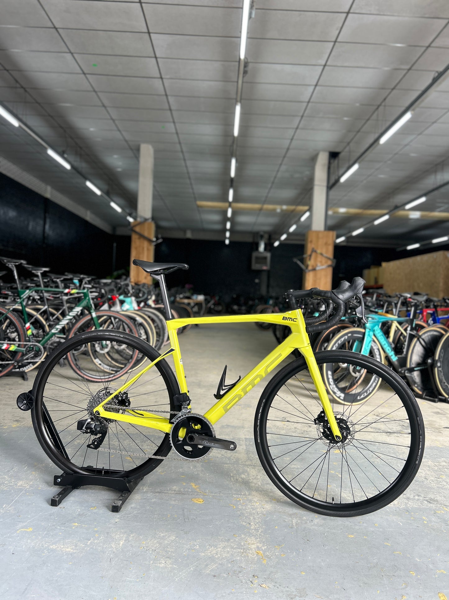 BMC Roadmachine FOUR AXS Carbon Road Bike