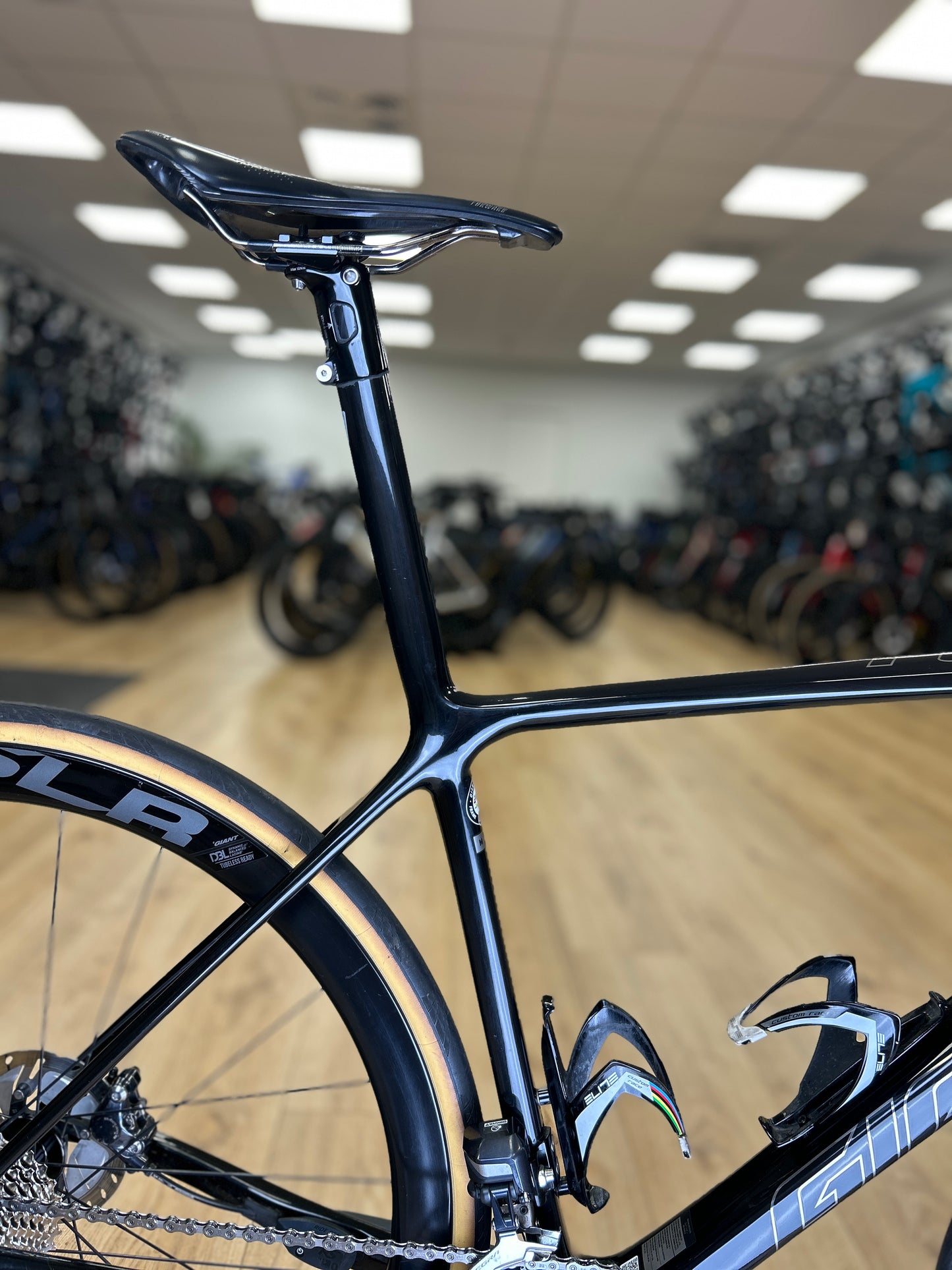 Giant TCR Advanced SL Di2 Carbon Road Bike