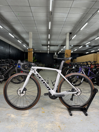 Sensa Giulia Evo Di2 Carbon Race Bike