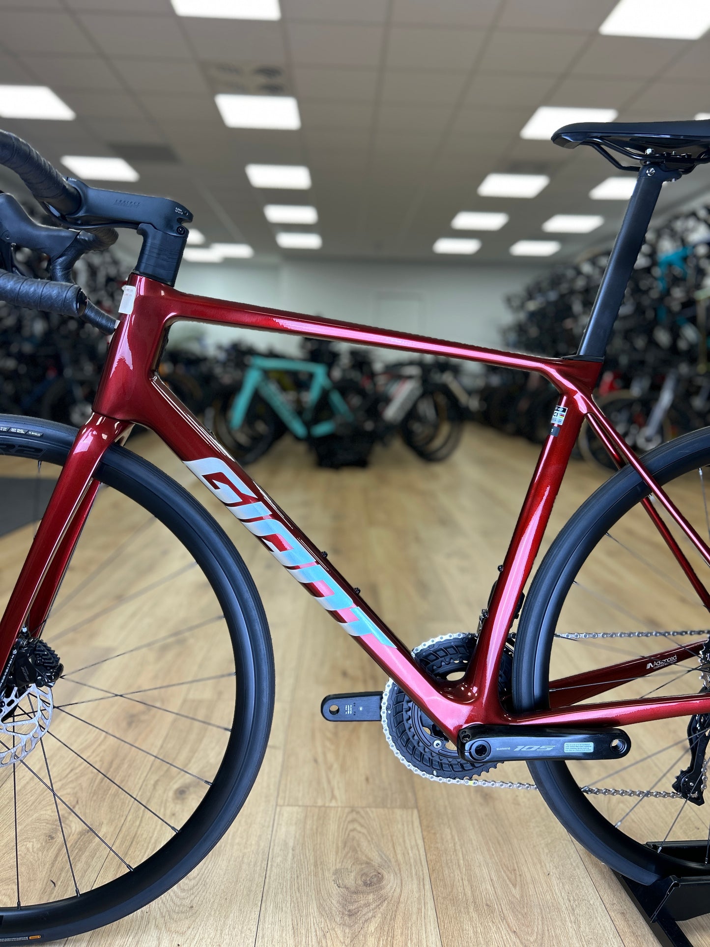 Demo Giant TCR Advanced 1 Di2 Carbon Road Bike