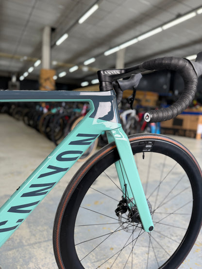 Canyon Aeroad CF SLX AXS Carbon Racefiets