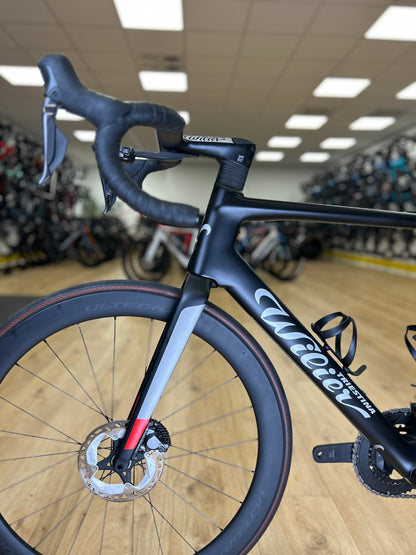2000km Wilier Filante SLR Di2 Carbon Racefiets
