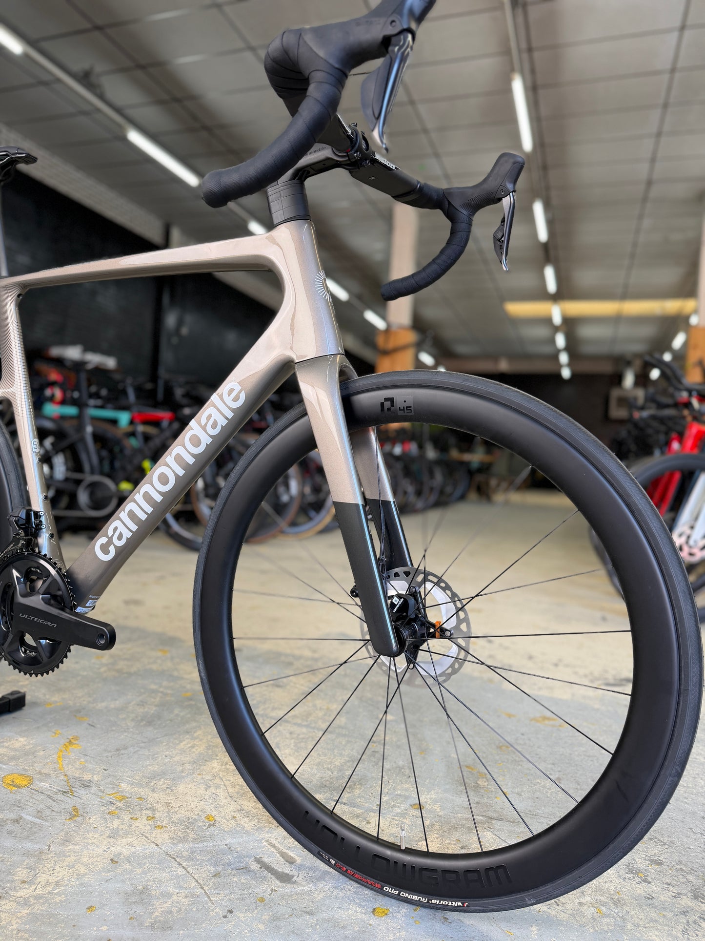 NIEUW Cannondale SuperSix EVO 2 Di2 Carbon Racefiets