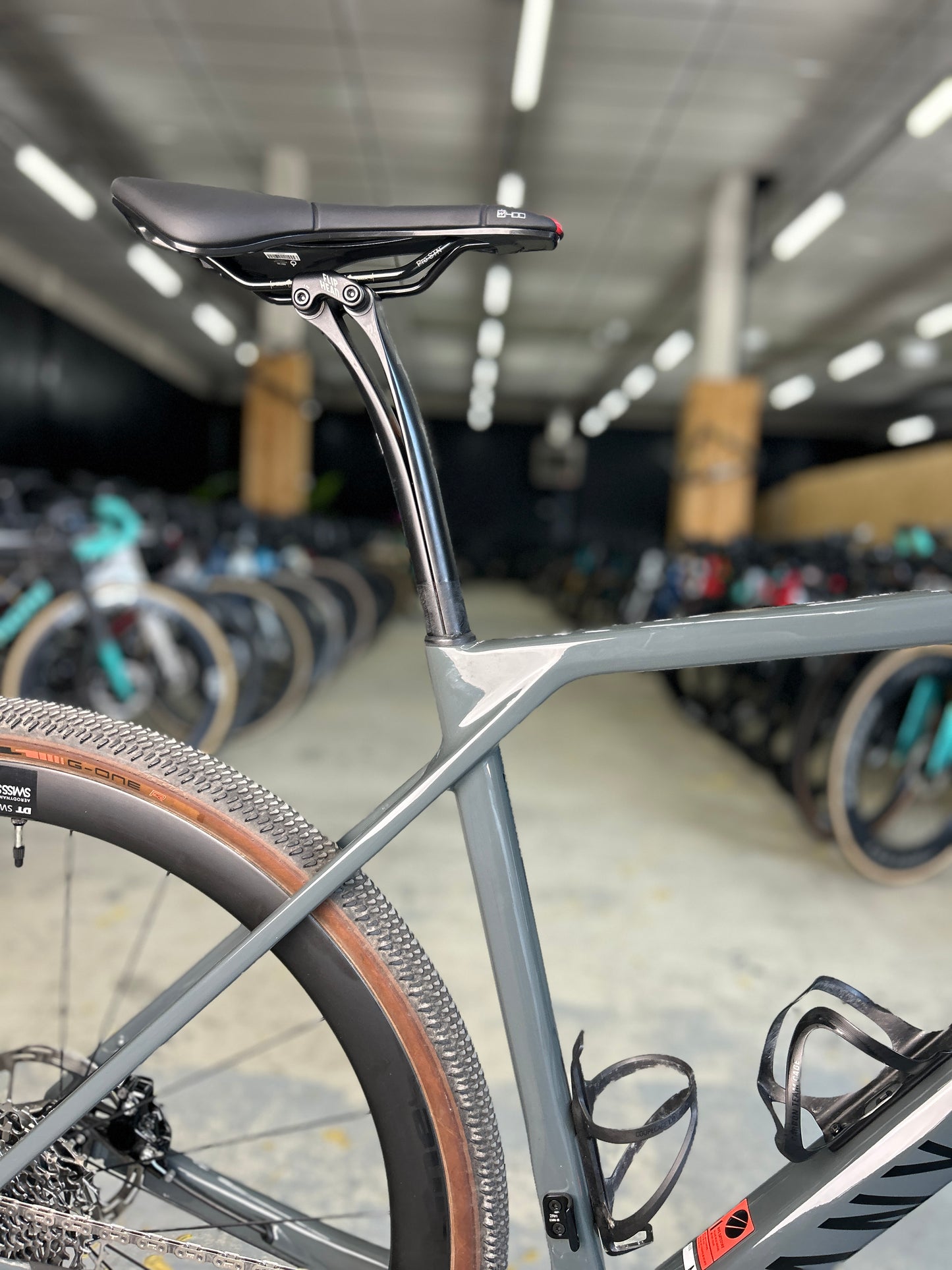 Canyon Grail CF SL7 AXS Gravel Fiets