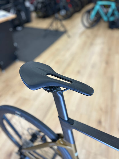 0km Showroom Model Orbea Orca Aero M30iLTD Di2 Carbon Racefiets