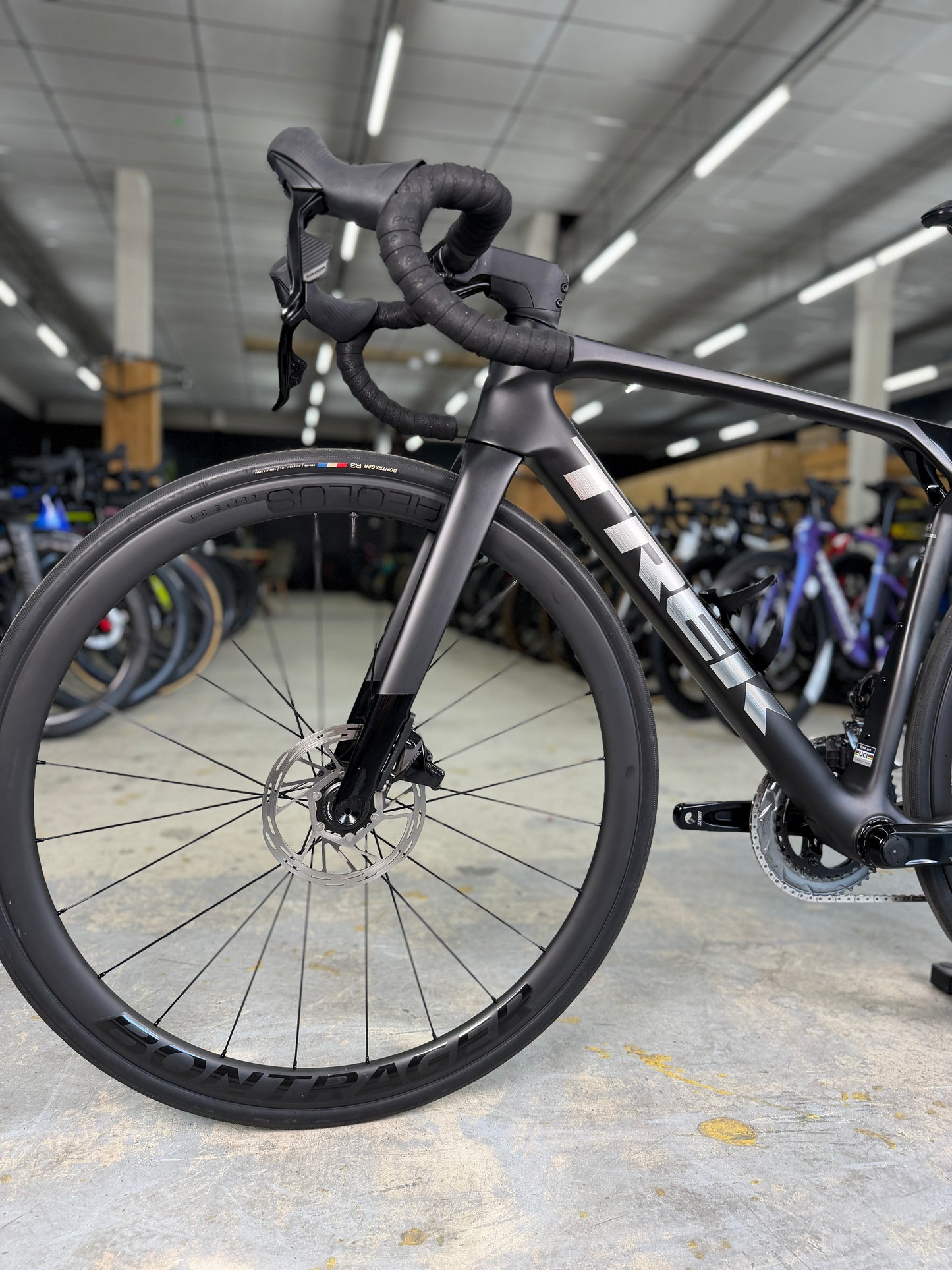 Trek Madone SL6 AXS Carbon Road Bike