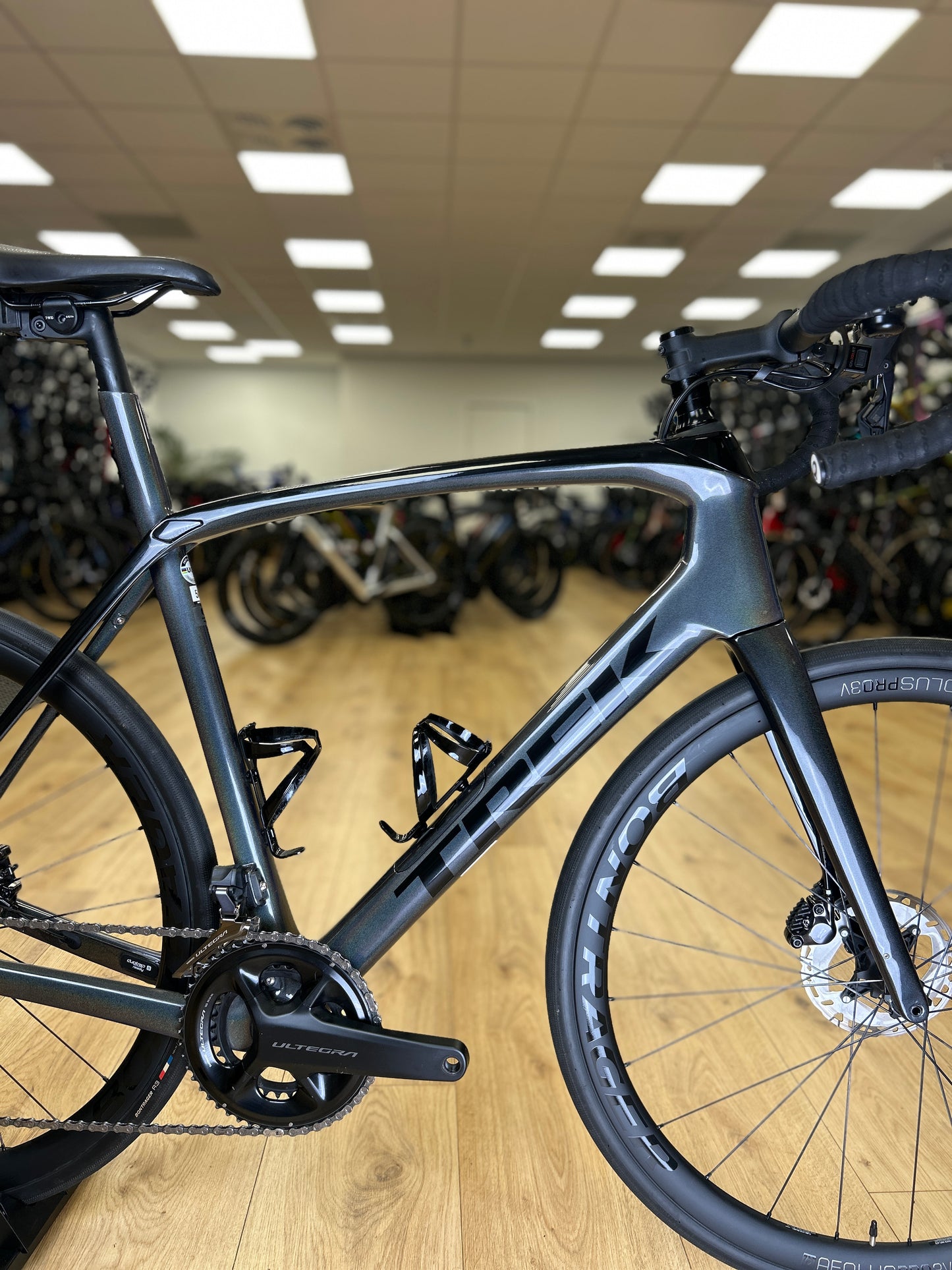 Trek Domane SL7 Di2 Carbon Racefiets