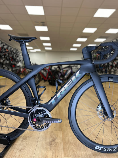 0Km Trek Madone SLR SRAM Red Carbon Racefiets