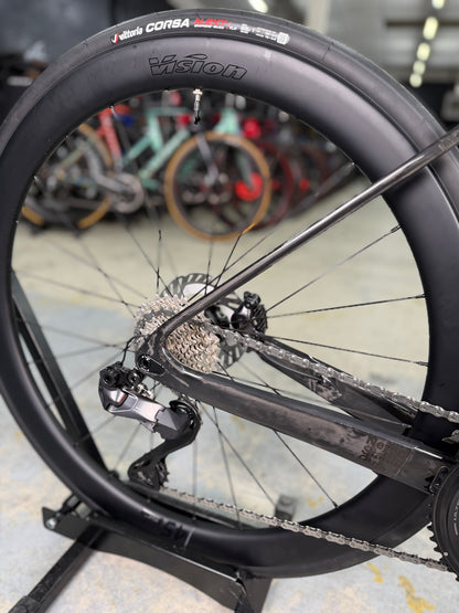 NIEUW Factor Ostro VAM Di2 Carbon Racefiets
