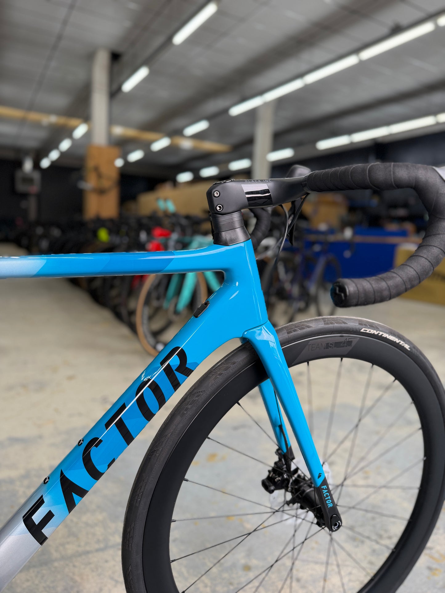 NIEUW Factor O2 Di2 Carbon Racefiets