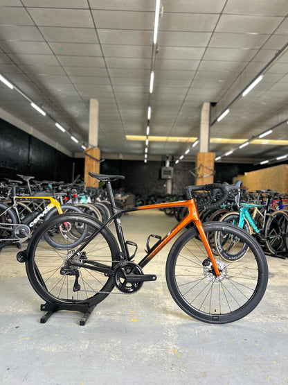 Giant TCR Advanced Pro Disc 0 Di2 Carbon Road Bike