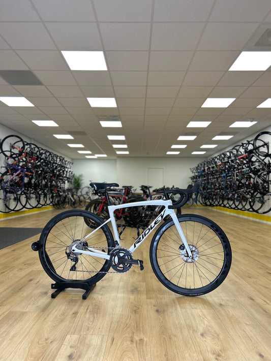 Ridley Fenix ​​Ultegra Carbon Disc Race Bike