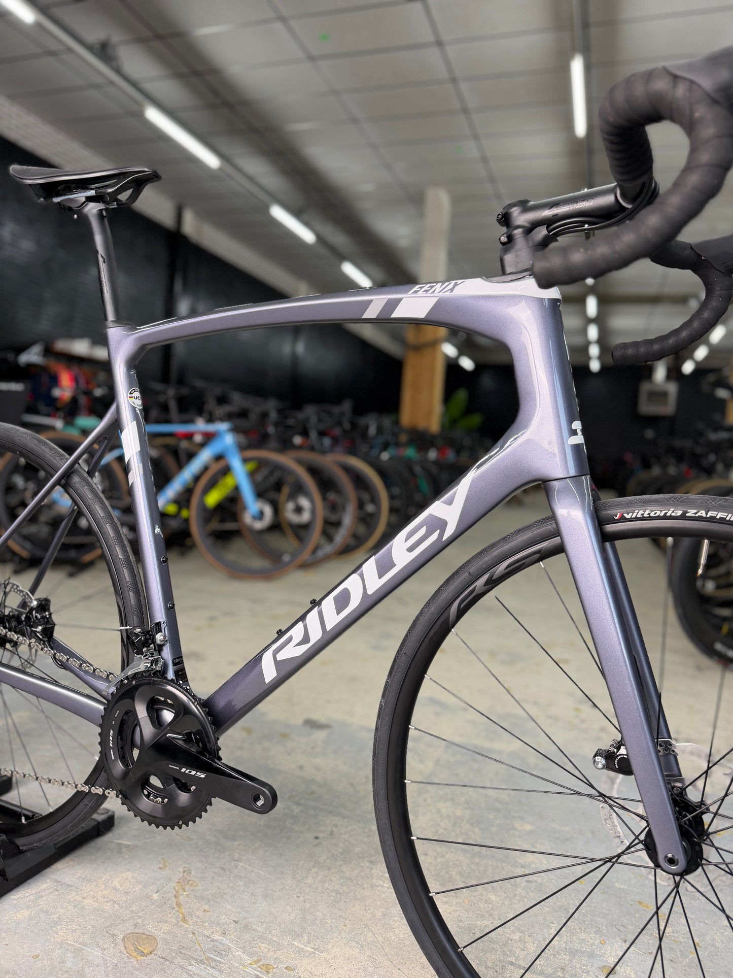 NIEUW Ridley Fenix Carbon Racefiets