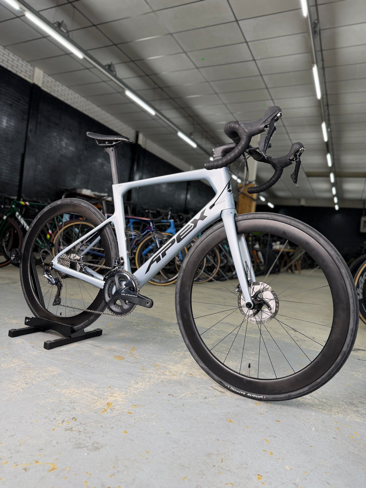Apex Flare Carbon Racefiets
