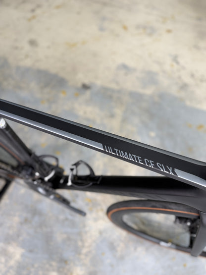 Canyon Ultimate SLX Di2 Carbon Racefiets