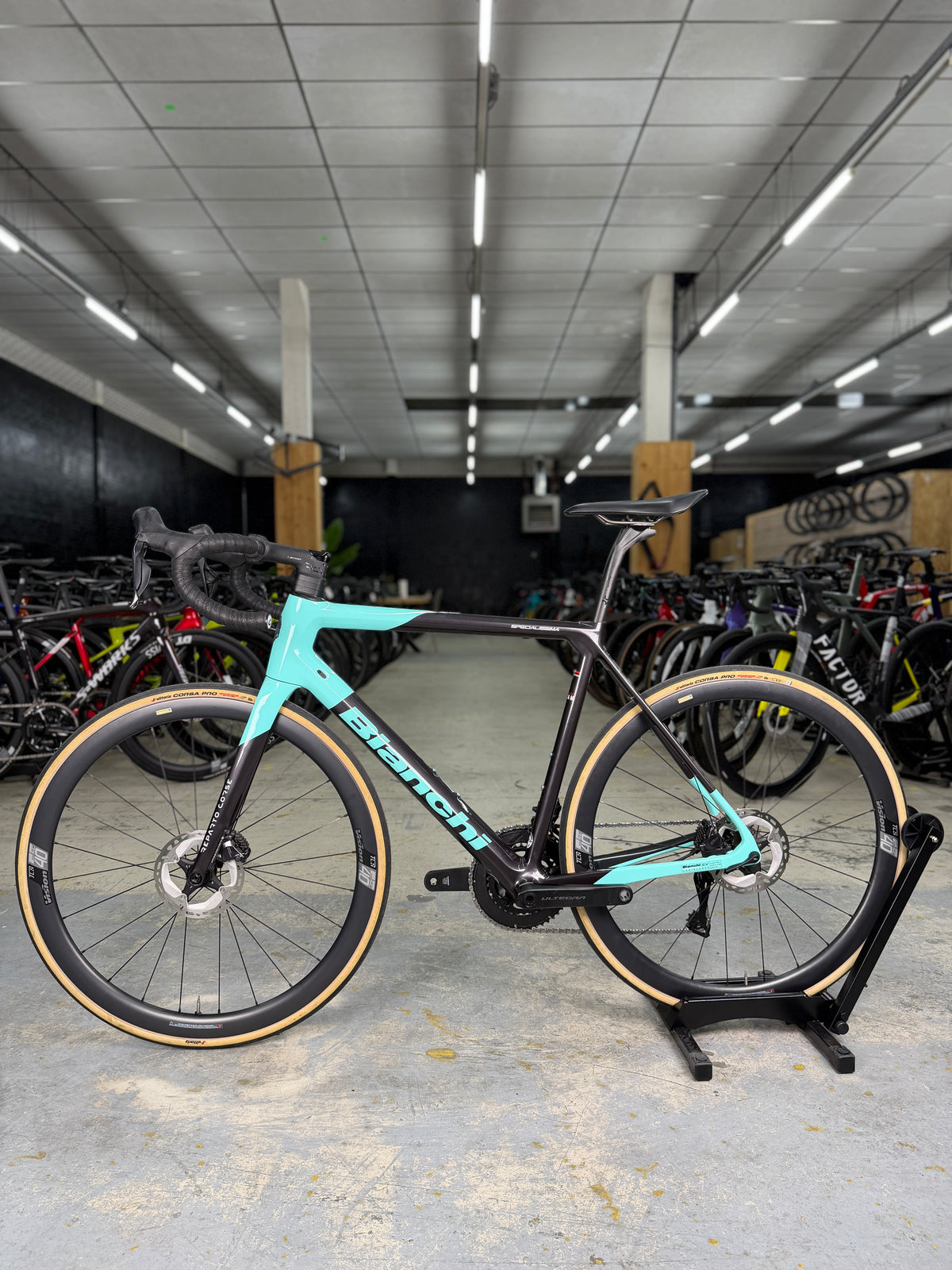 Bianchi Specialissima Pro Di2 Carbon Racefiets