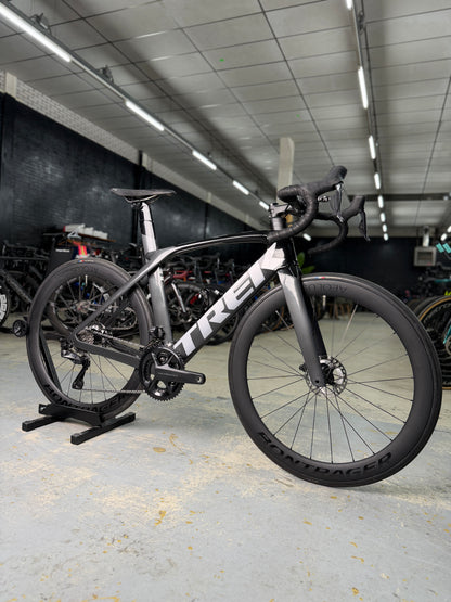 2500km Trek Madone SL7 Di2 Carbon Racefiets