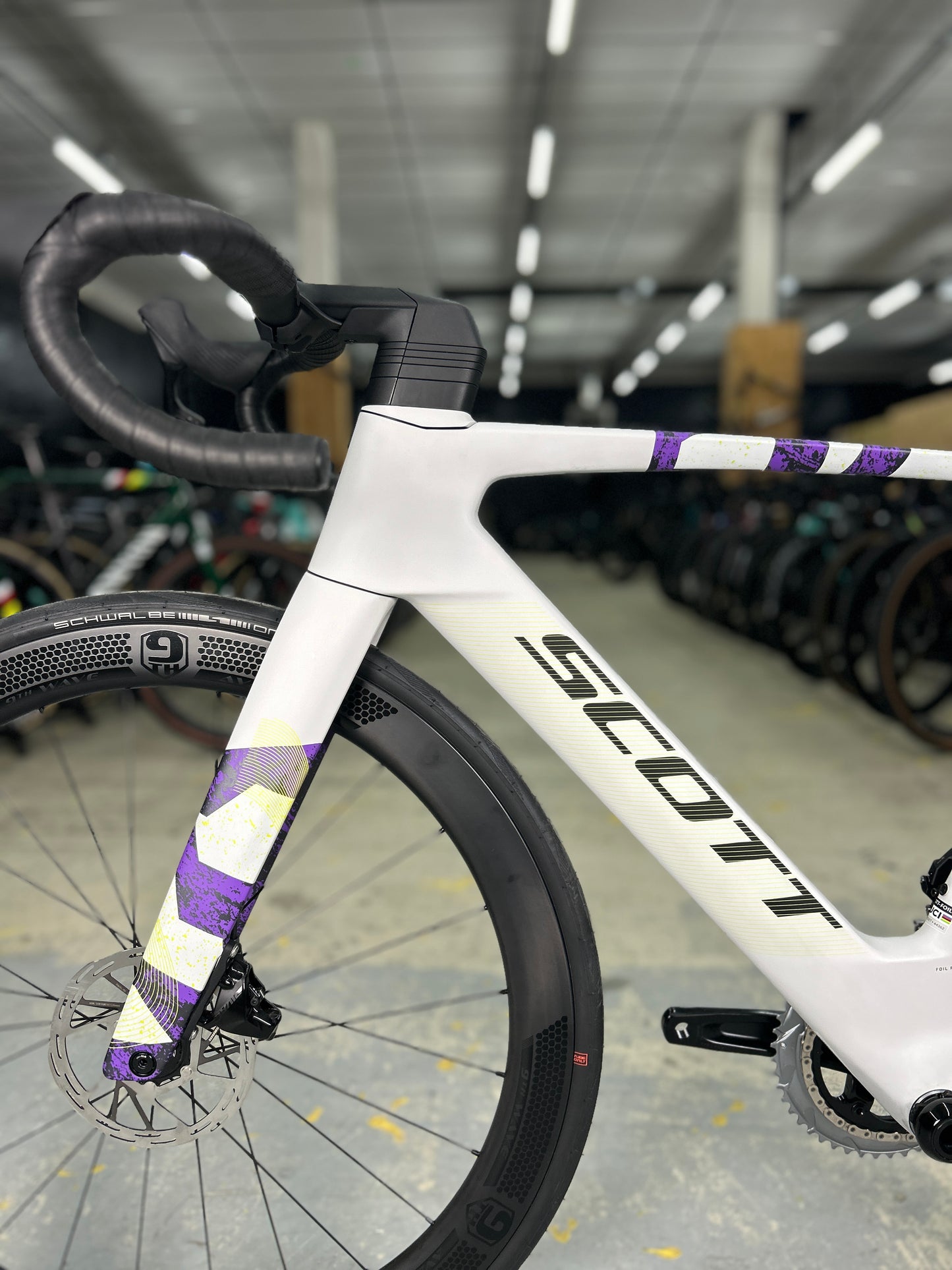 NEW Scott Foil RC30 AXS Carbon Road Bike