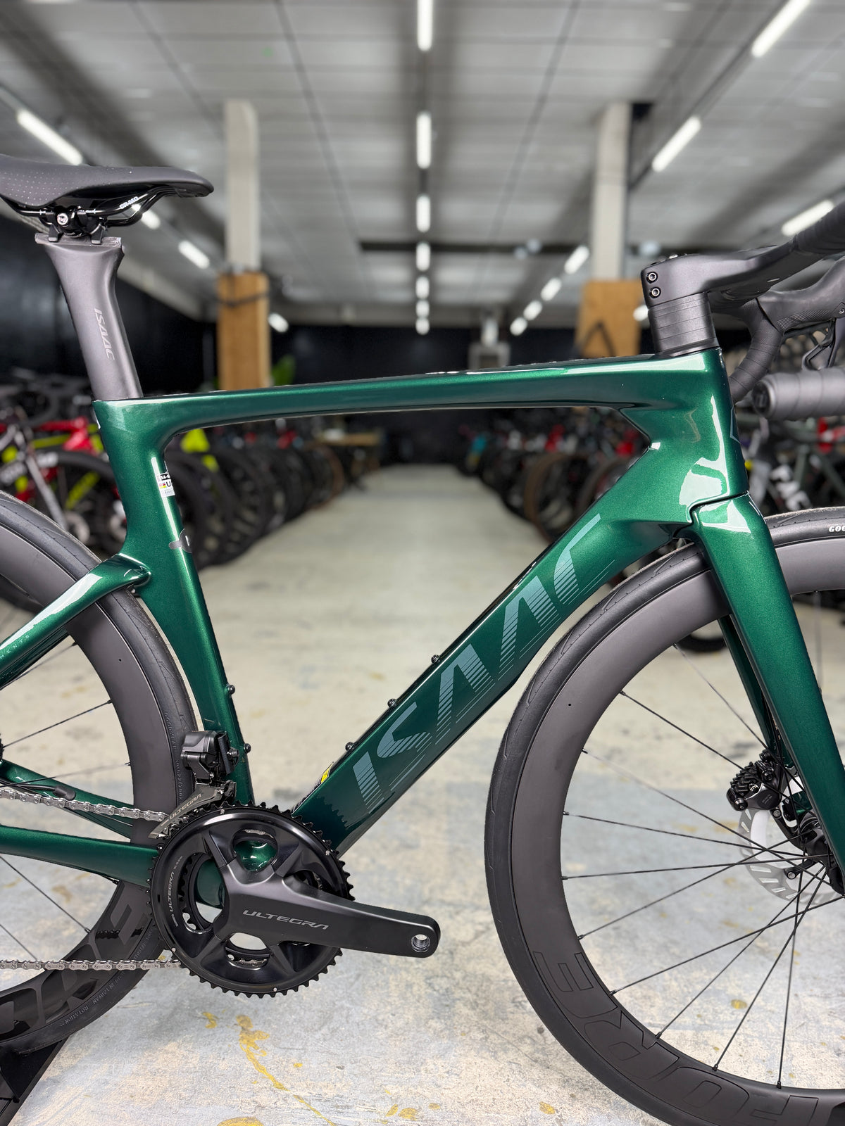 NIEUW Isaac Meson Di2 Carbon Racefiets
