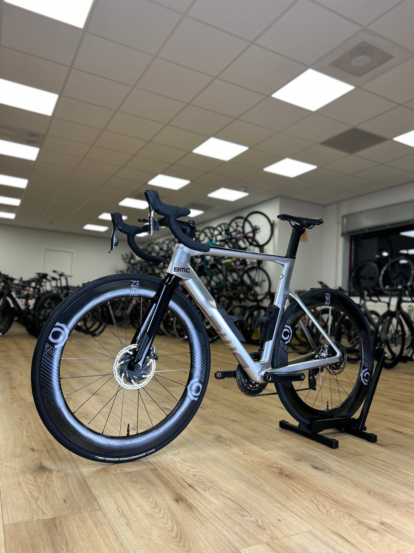 BMC TR01 TimeMachine Red eTap Carbon Racefiets