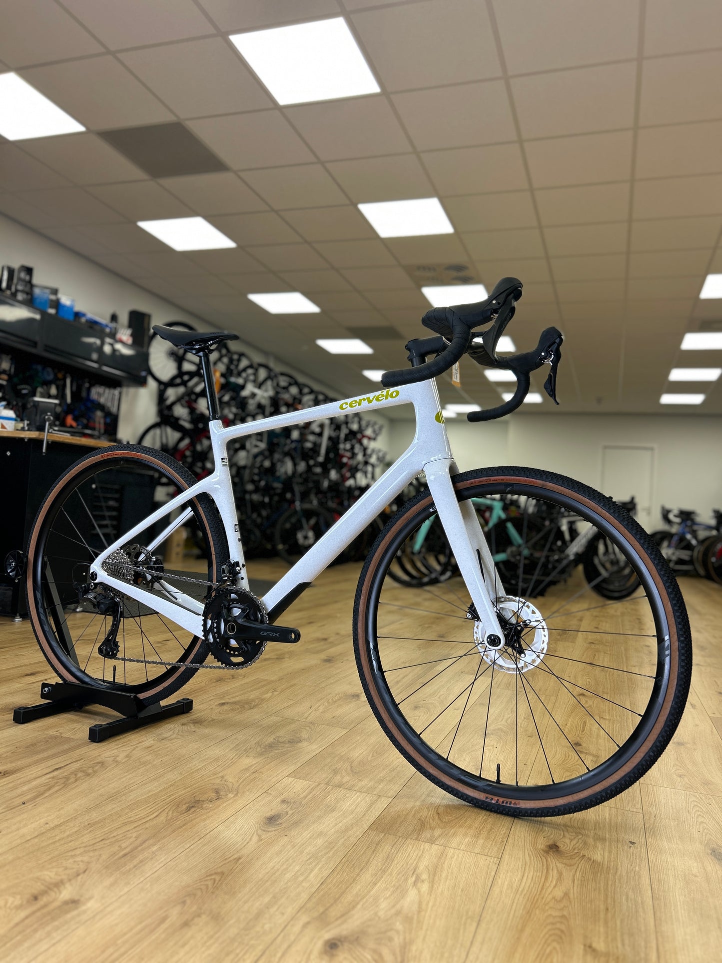 0km Showroom Model Cervélo Áspero Gravel Fiets