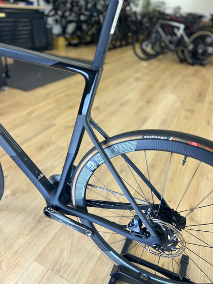 Showroom Model 0km Cannondale SuperSix EVO Hi-MOD Disc Carbon Racefiets