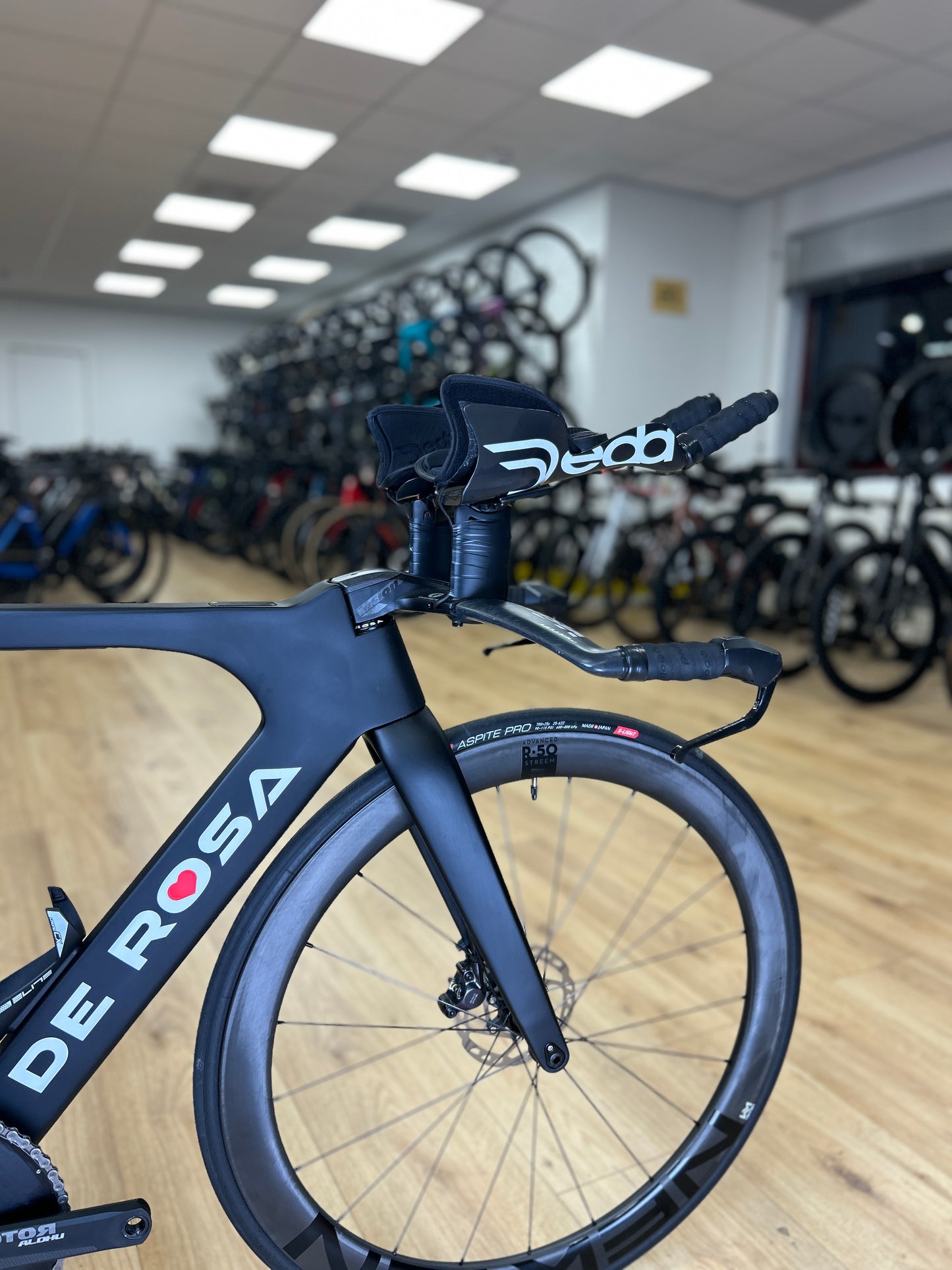 De Rosa TT03 DISK Di2 Dura-Ace Carbon Racefiets