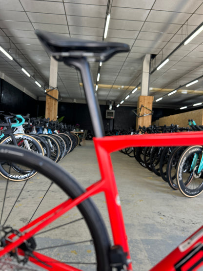 NEW BMC Teammachine SLR Di2 Carbon Road Bike