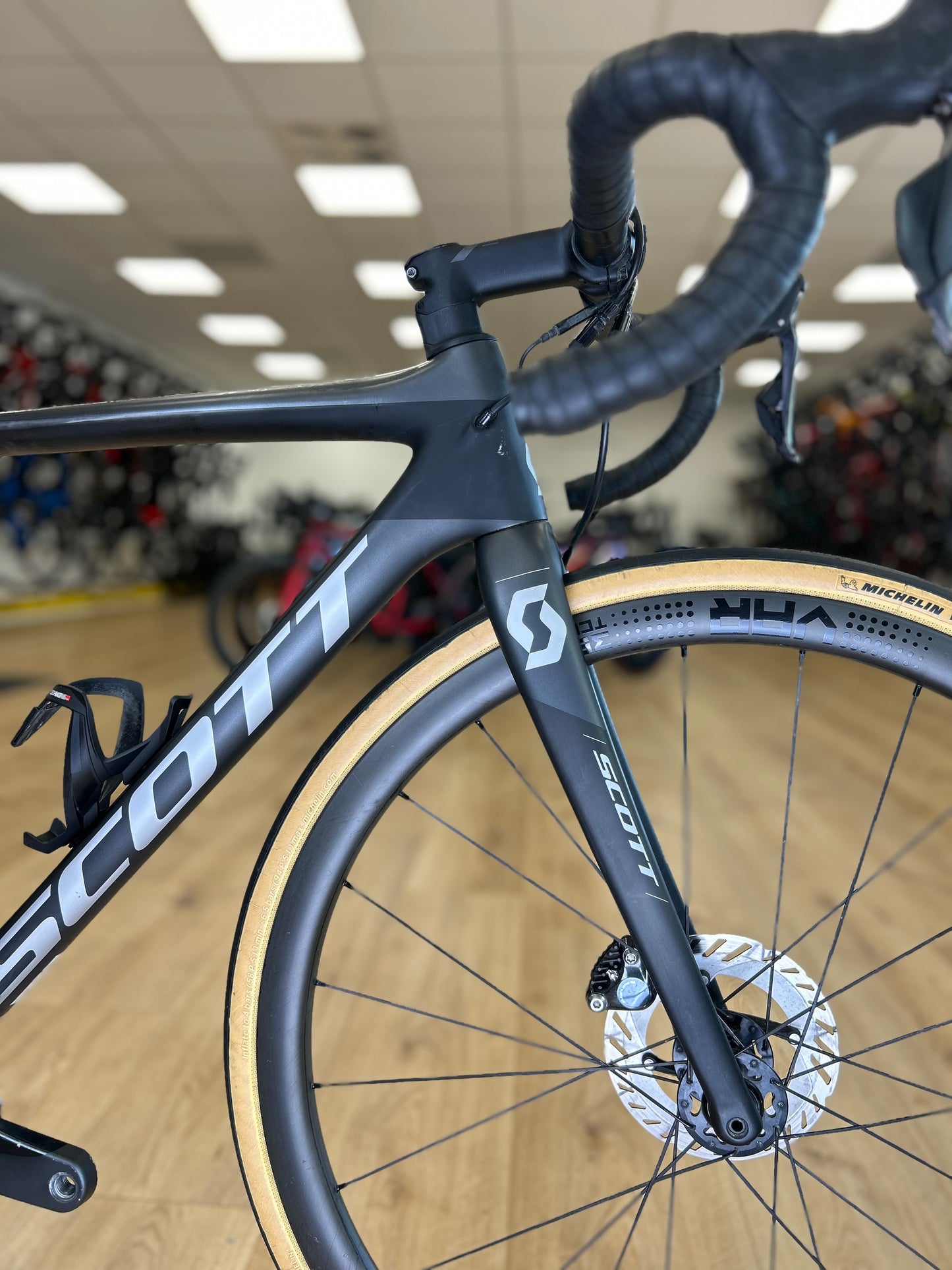 Scott Addcit 15 RC Di2 Disc Carbon Racefiets