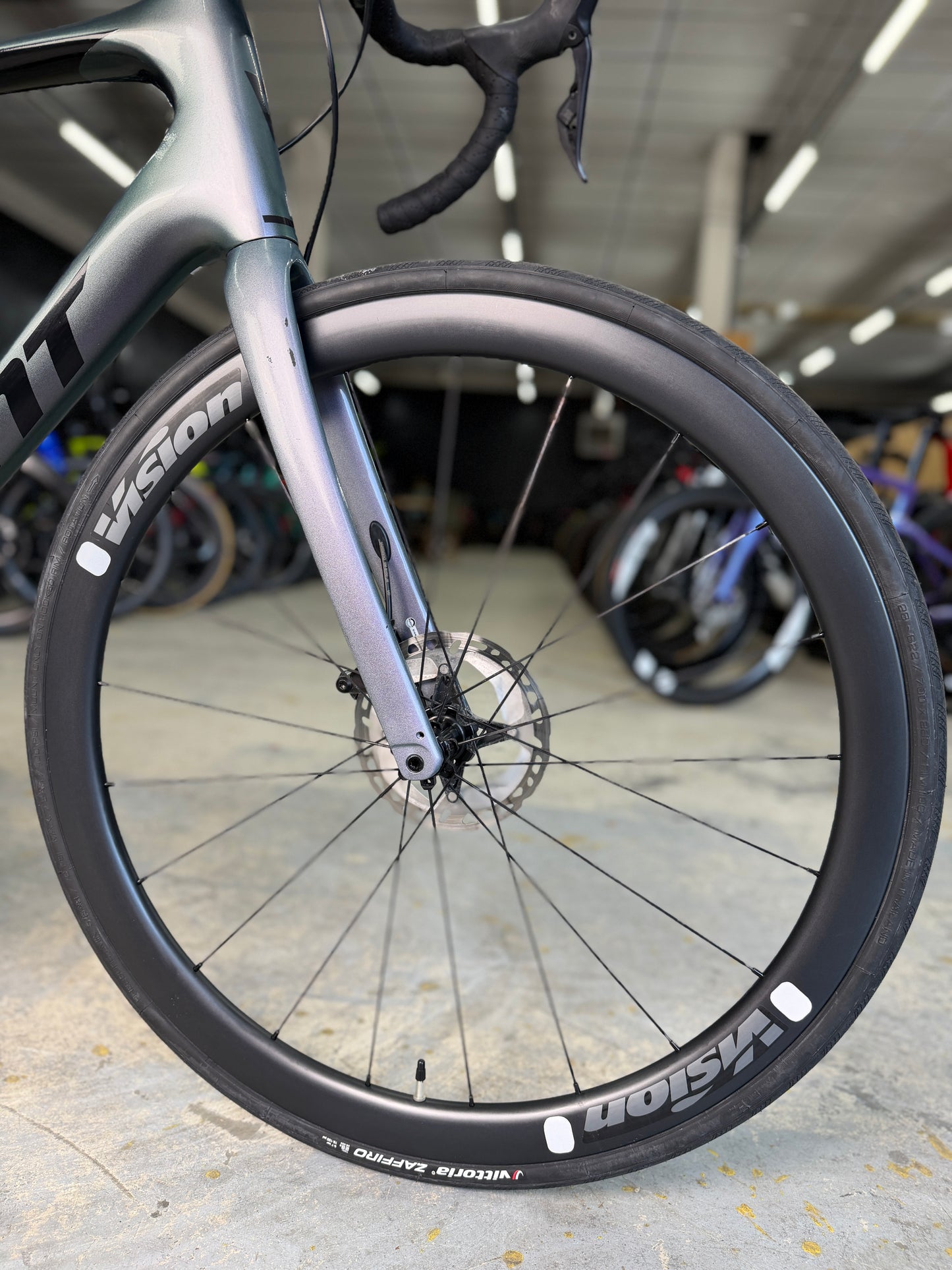 Giant Defy Advanced Pro 1 Di2 Carbon Road Bike