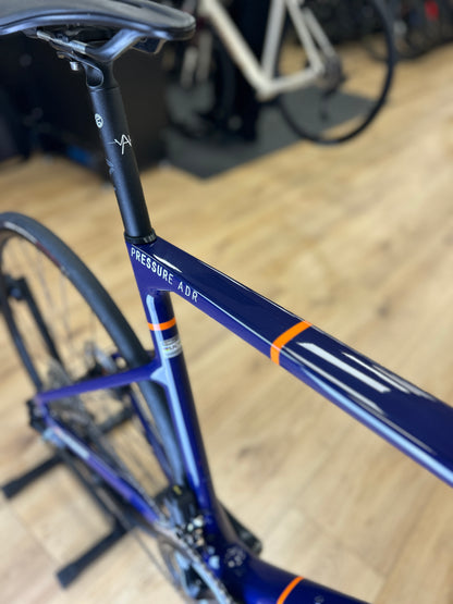 0km Showroom Model Cinelli Pressure Di2 Carbon Racefiets