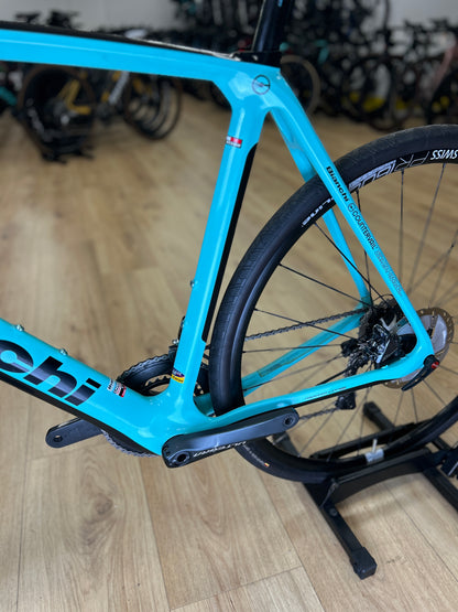 Bianchi Infinito CV Di2 Carbon Racefiets