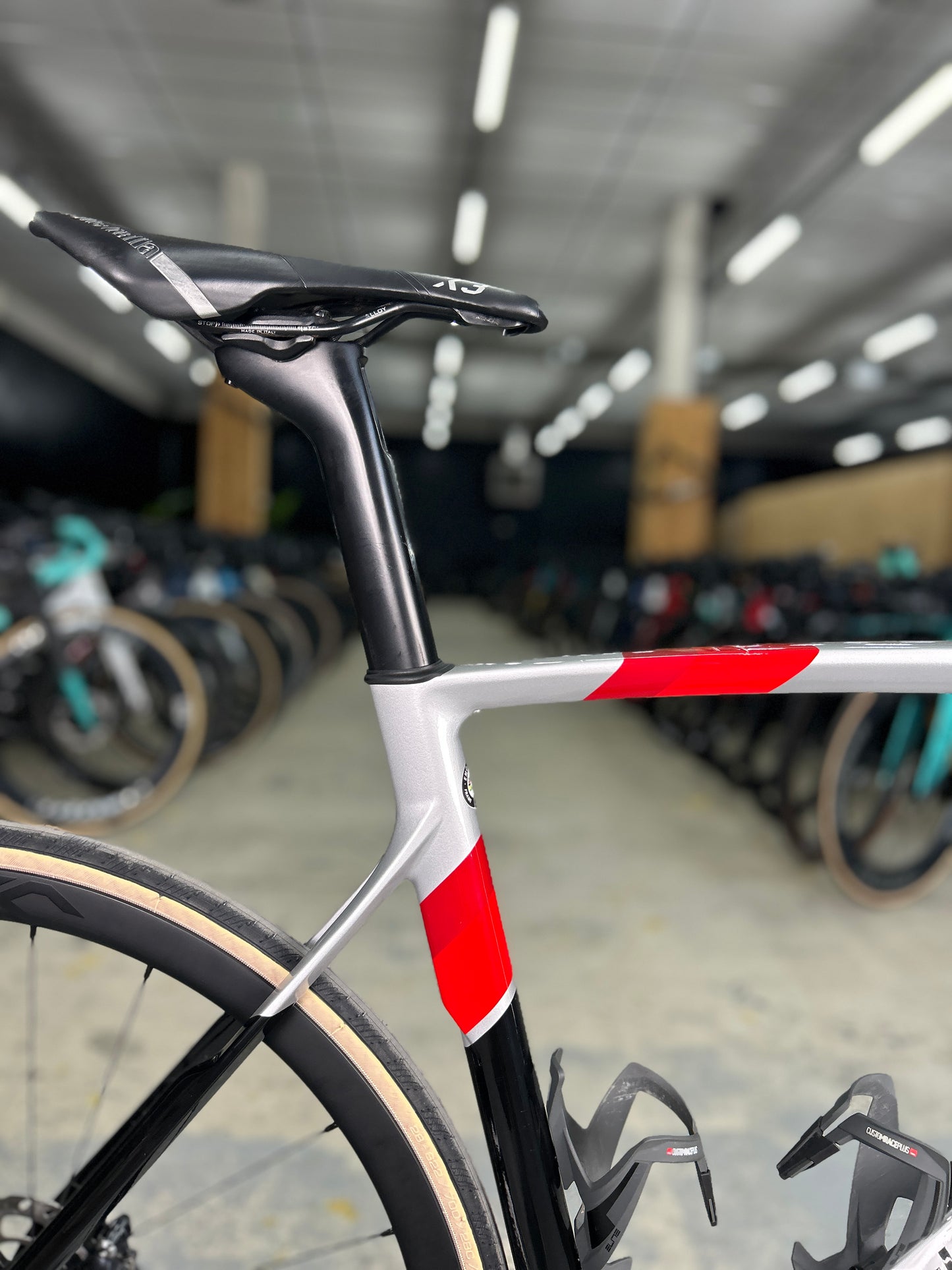 Eddy Merckx San Remo 76 Carbon Racing Bike