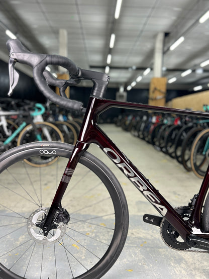 Showroom Model Orbea Orca M20iTEAM Di2 Carbon Road Bike