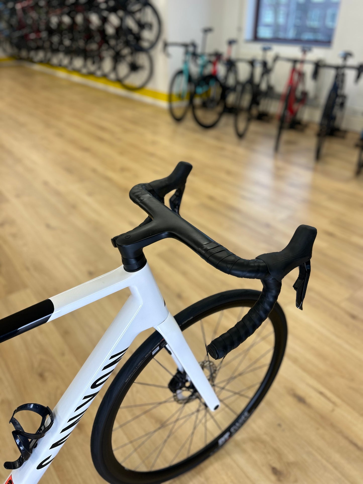 2024 500km Canyon Ultimate Di2 Carbon Racefiets