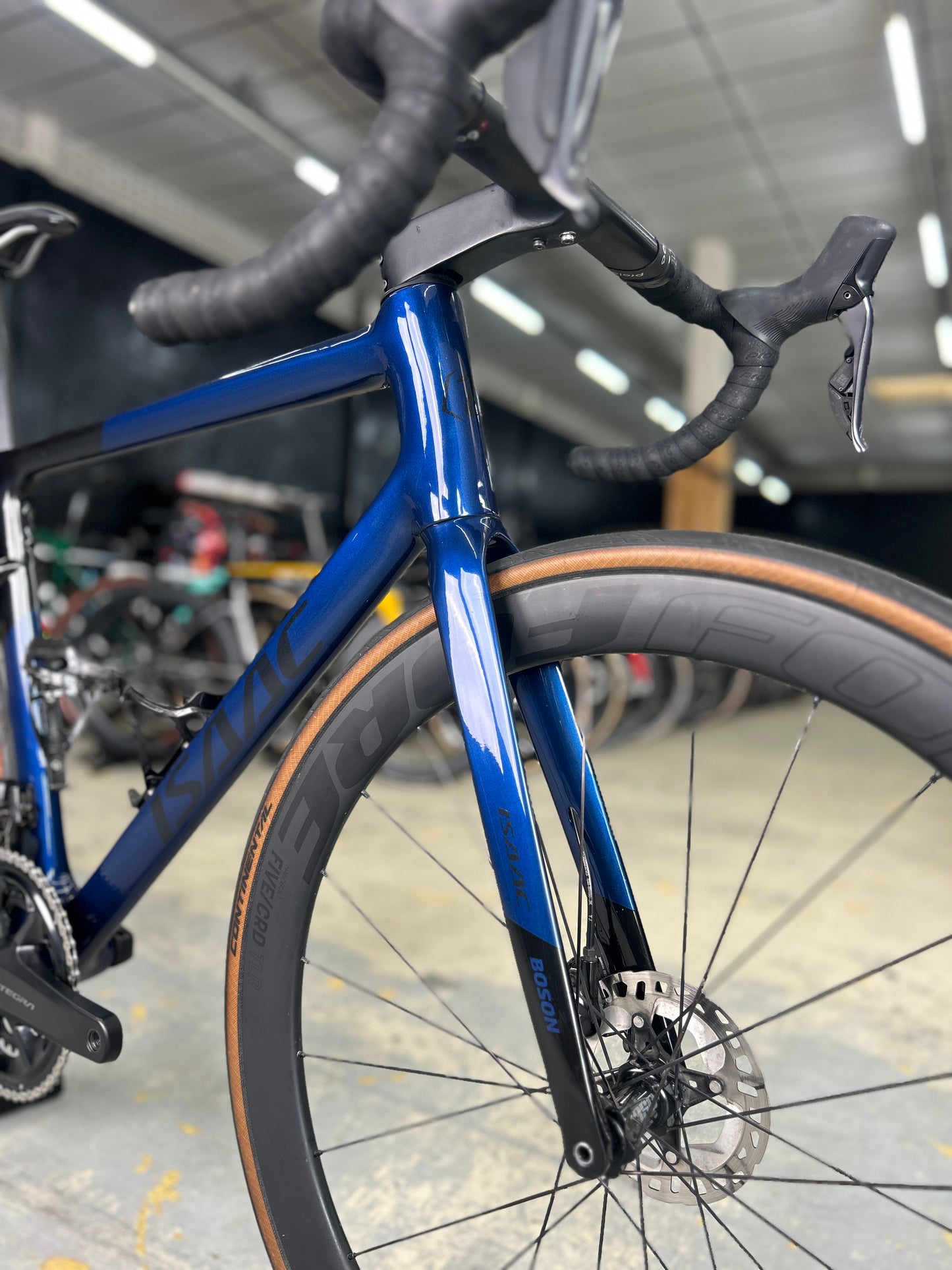 Isaac Boson Di2 Carbon Road Bike