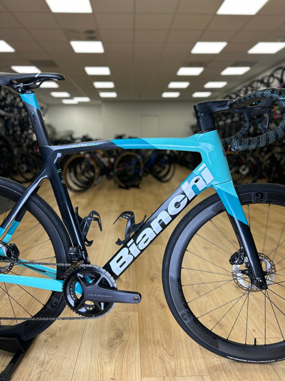 Bianchi Oltre XR4 Di2 Carbon Racefiets