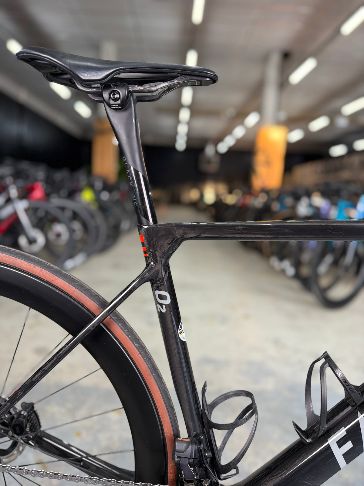 Factor O2 VAM Di2 Carbon Racefiets