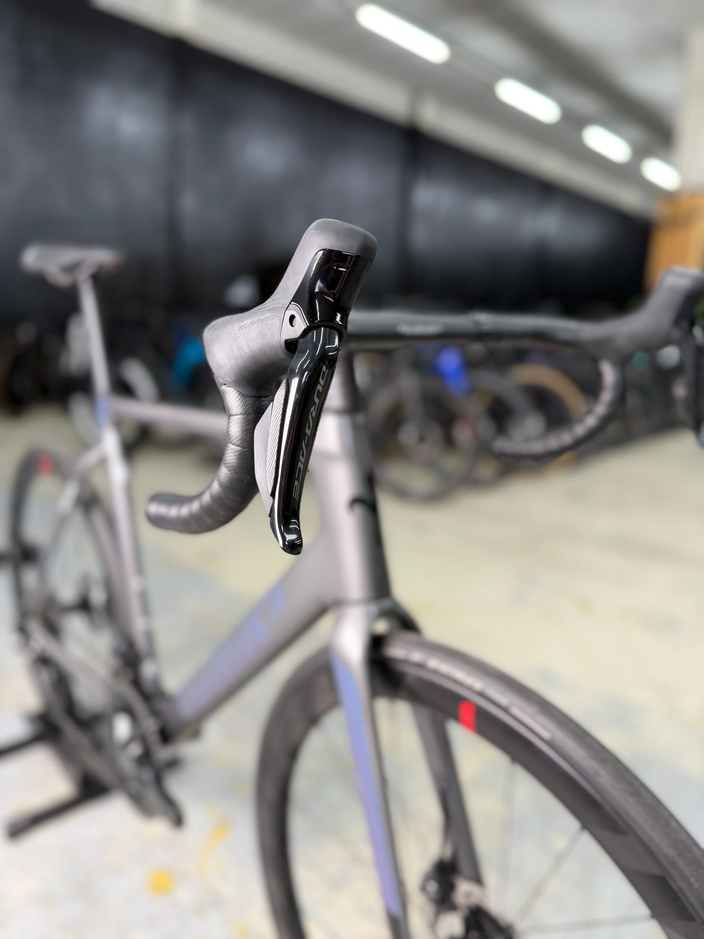 1000km Wilier Filante SLR Dura Ace Di2 Carbon Racefiets