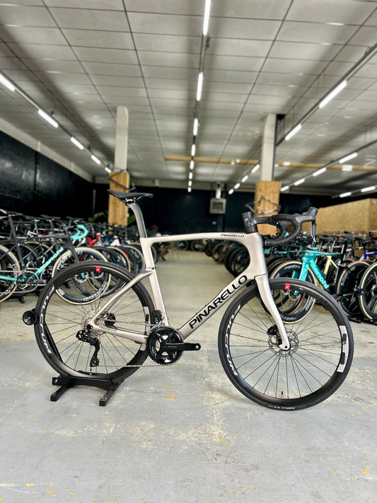 NIEUW Pinarello F5 Di2 Carbon Racefiets